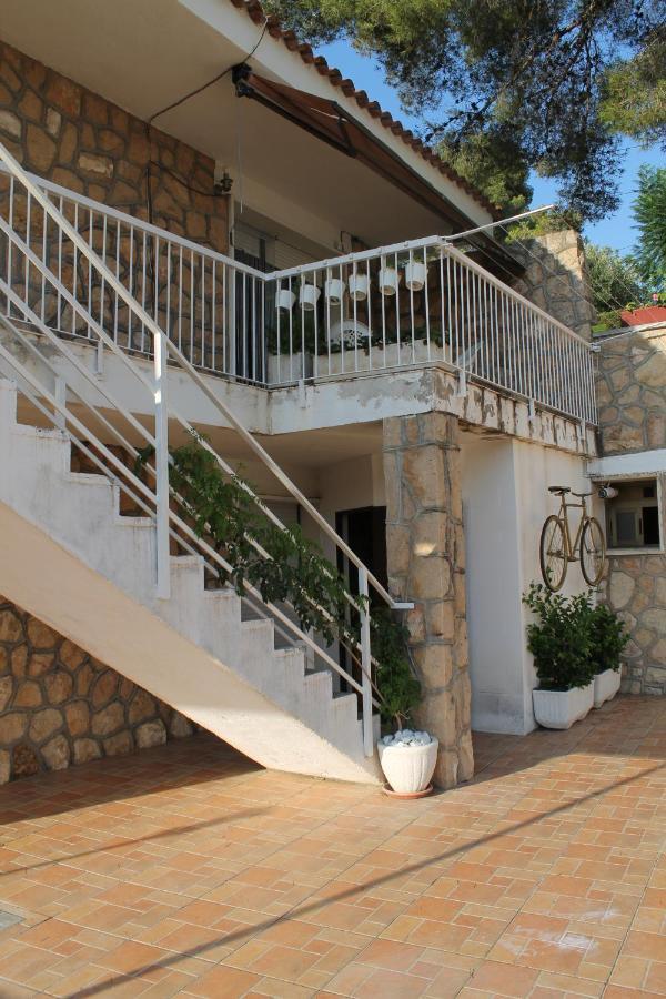 La Casa Dels Boscos Villa Tarragona Exterior photo